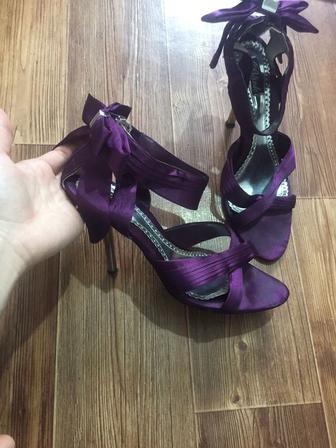 Женские туфли фиолетовые