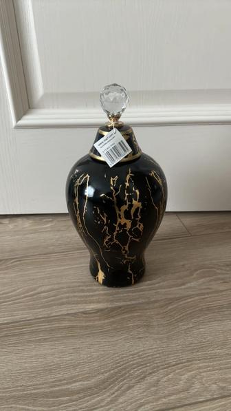 Продается ваза керамика новая