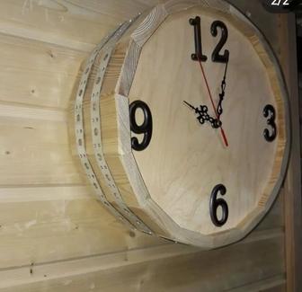 Часы для бани и сауны деревянные лиственницы