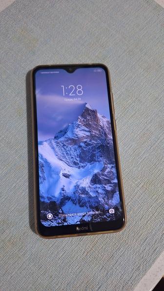 Продам смартфон Xiaomi Redmi 8