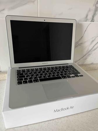 MacBook Air 13 (макбук)
