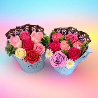 Букет мыльных роз с шоколадом