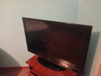Продам телевизор в хорошем состоянии 42 дюйма (107 сантиметров)