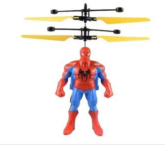Летающий человек паук дрон