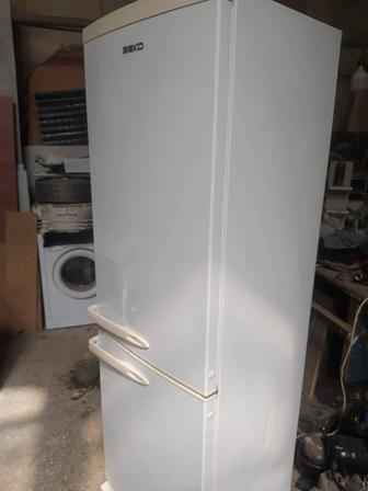 Продаю стиральную машинки и холодильник комиссионка