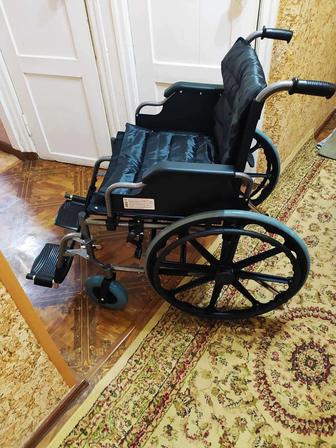 Продам кресло-коляску инвалидную