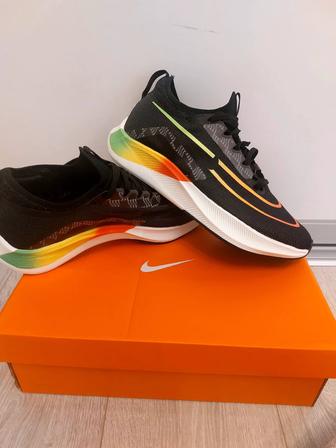 Кроссовки беговые Nike Zoom fly 4