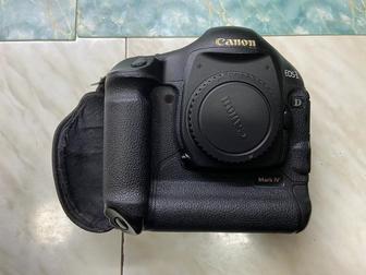 Продам фотоаппарат марки Canon EOS-1D Mark IV