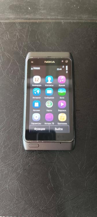 Продам телефон Nokia N8