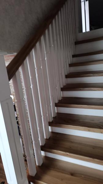 Изготовления и монтаж лестниц из дерева