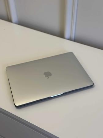 Apple MacBook Pro 13 MNEP3(M2)