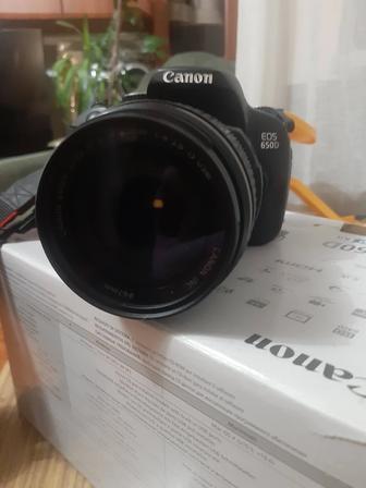 Фотоаппарат Canon 650D состояние нового