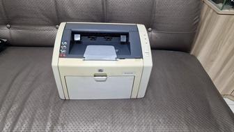 Продам Принтер HP Laserjet 1022