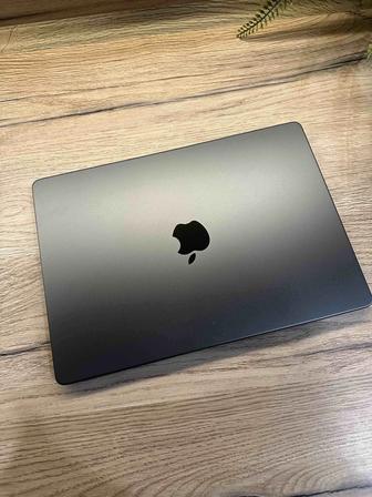 Ноутбук Apple MacBook Pro 14 14 M3 Pro 18/512GB Space Black US Key