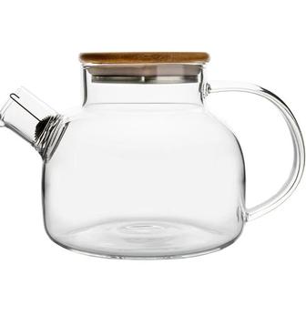 Стеклянный прозрачный чайник
