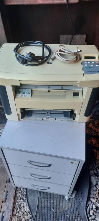 Продам принтер МФУ HP M1120