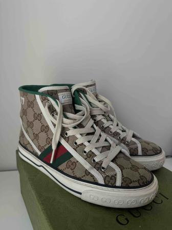 Продам обувь Gucci Tennis кеды