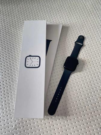 Apple Watch Series 7 45 mm черный