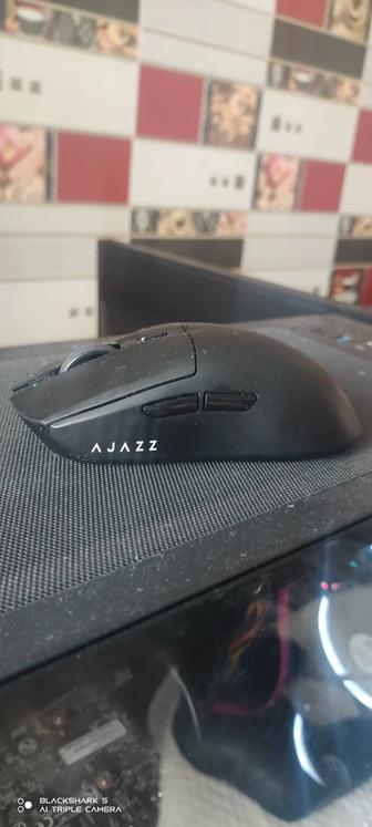 Продам беспровоную игровую мышь Ajazz
