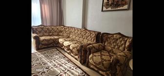Продается угловой диван с креслом