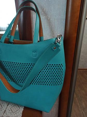 Женская летняя сумка MEXX бирюзовый цвет 31х37см.