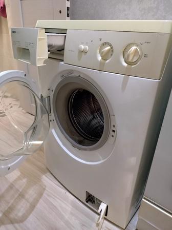 Продам стиральную машину ZANUSSI