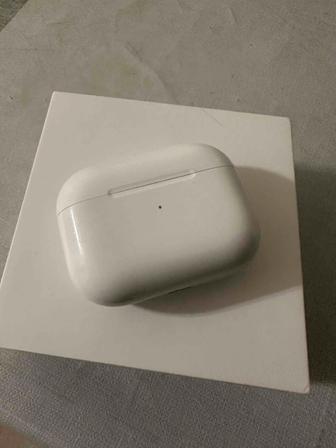 Продам AirPods Pro ( оригинал) Срочно!