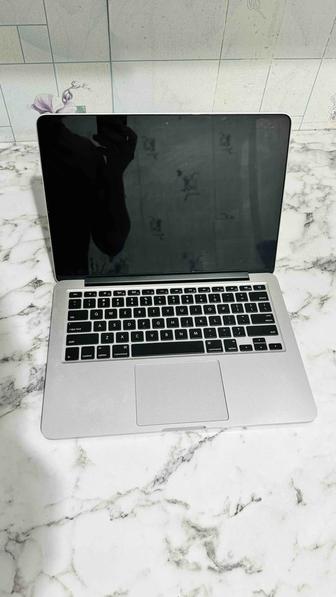Продам MacBook Pro 13 Retina 2015 года