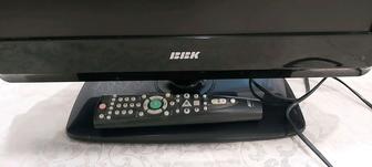 BBK телевизор (DVD combo)