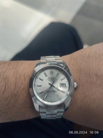 Продам часы Rolex date just 30ка