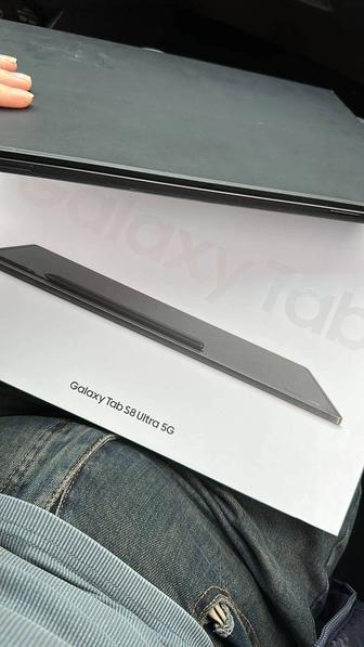Продаю Galaxy Tab S8 Ultra 5G