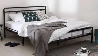 Продам Askona кровать с матрацем 140х200