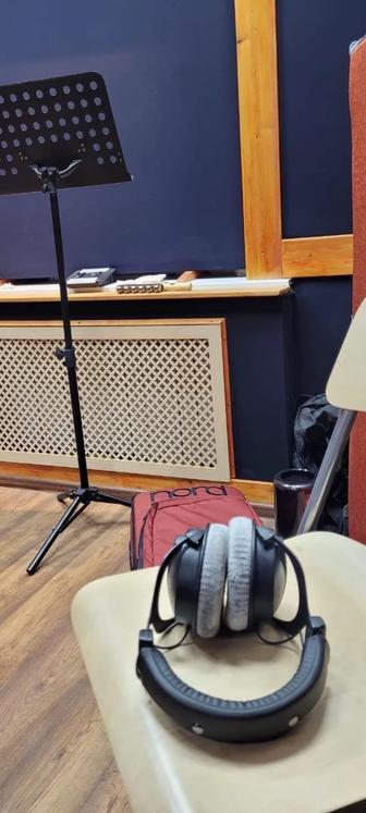 Записать песню на студии звукозаписи