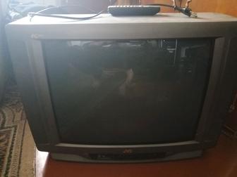 Старый телевизор JVC не рабочий не дорого на запчасти