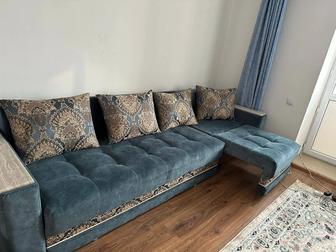 Продам 3х метровый диван 
Состояние хорошее