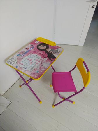 Продам детский стол и стул для девочки