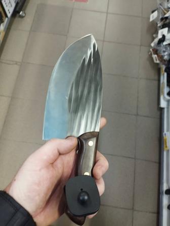 Кухенный нож