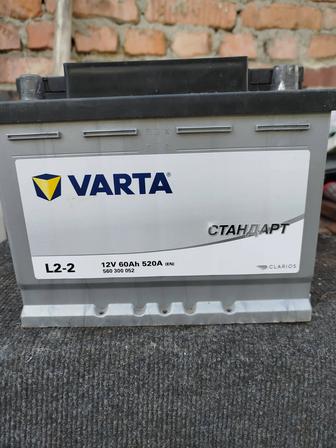 Аккумулятор 60А Varta продам
