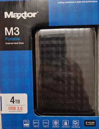 Внешний жесткий диск Seagate Maxtor M3 Portable Black 4 ТB