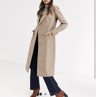 Женское пальто, размер M