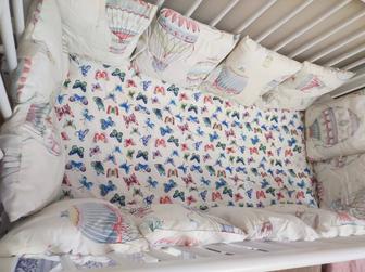 Продам бортики/подушки на детскую кровать