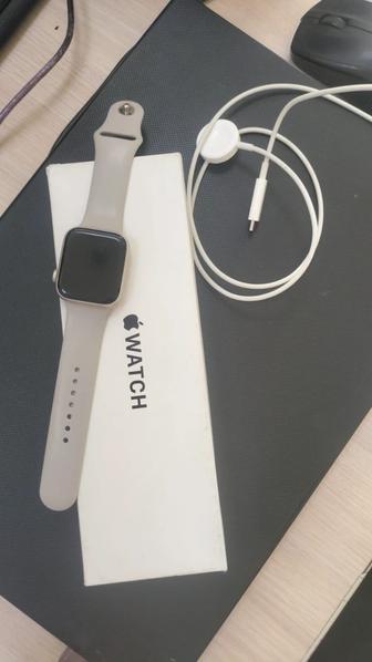 Срочно продаю часы Apple Watch