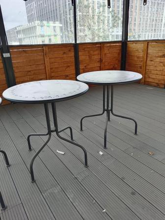 Продается стол со стульями для летней террасы