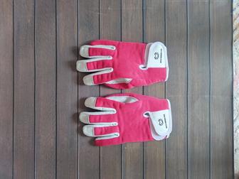 Спортивные перчатки женские