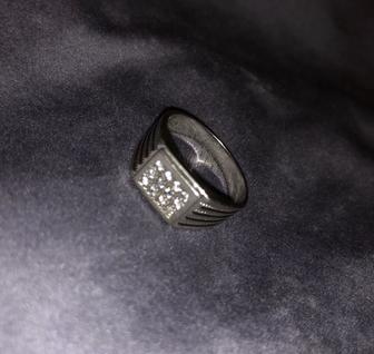 Перстень серебренный