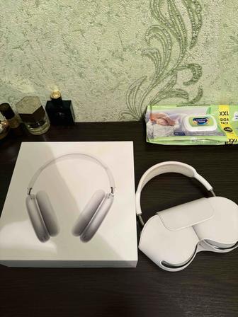 Airpods max Silver