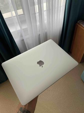 MacBook Pro 13