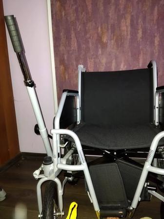 Продам коляску для инвалидов прогулочная