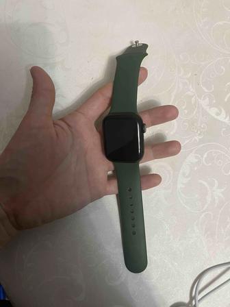 Часы Apple Watch 7