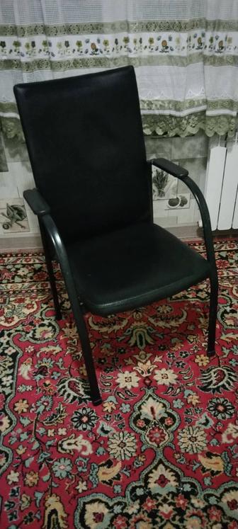 Кресло для дома офиса